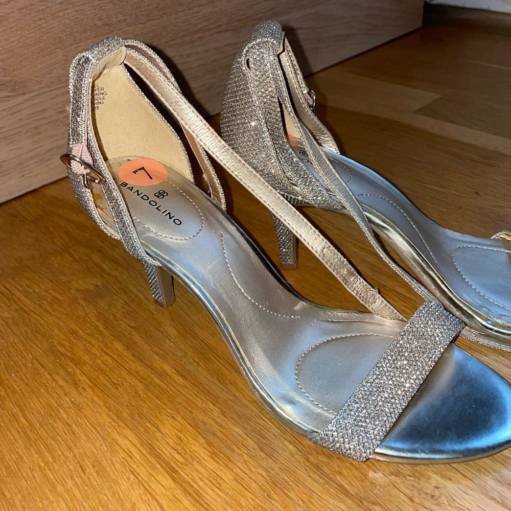 Heels - Picture 9 of 10